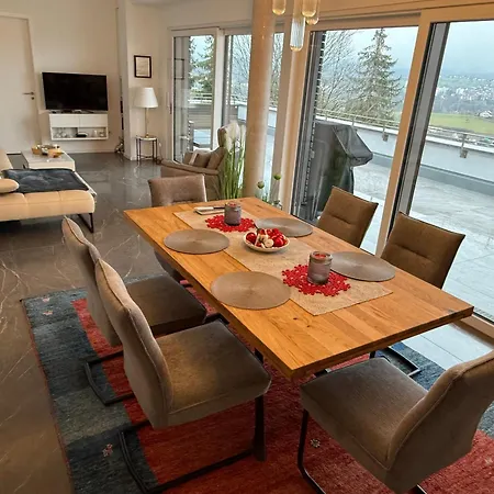 - Penthauswohnung Albblick, Traumhafter Ausblick, Ruhige Lage Διαμέρισμα Balingen