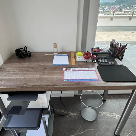 - Penthauswohnung Albblick, Traumhafter Ausblick, Ruhige Lage Διαμέρισμα *